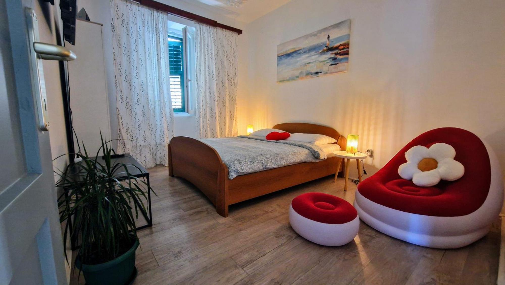 Urban Lights Hideaway - City Center Sibenik Exterior photo